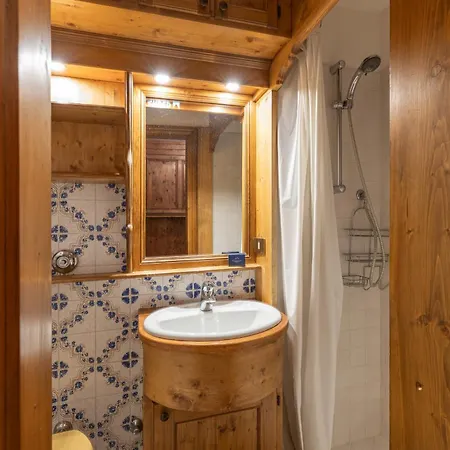Casa Puntanera 2, Charming In Cortina D Ampezzo Apartment Cortina d'Ampezzo